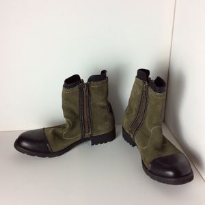 Calvin Klein Jeans Tobin Boots Army Green Sz 9.5